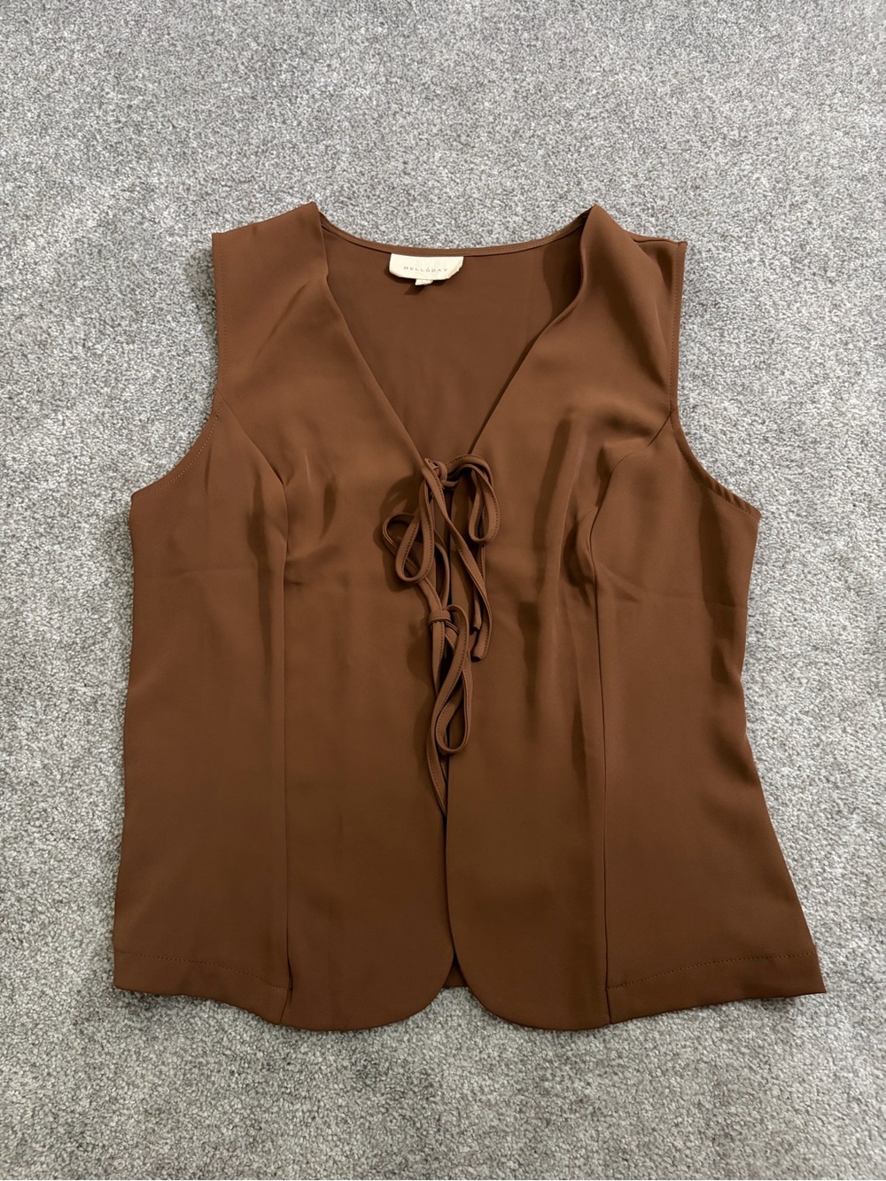 Melloday Lace-Up Brown Blouse Size Large Like New